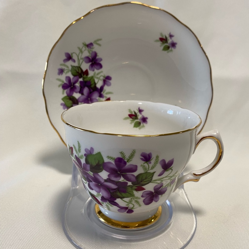 Colclough Purple Violets Floral Teacup and Saucer with Gold Trim